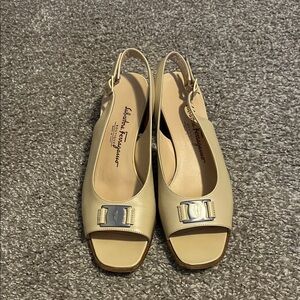 Vintage Ferragamo sandles